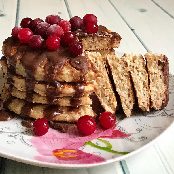 Яблочные панкейки